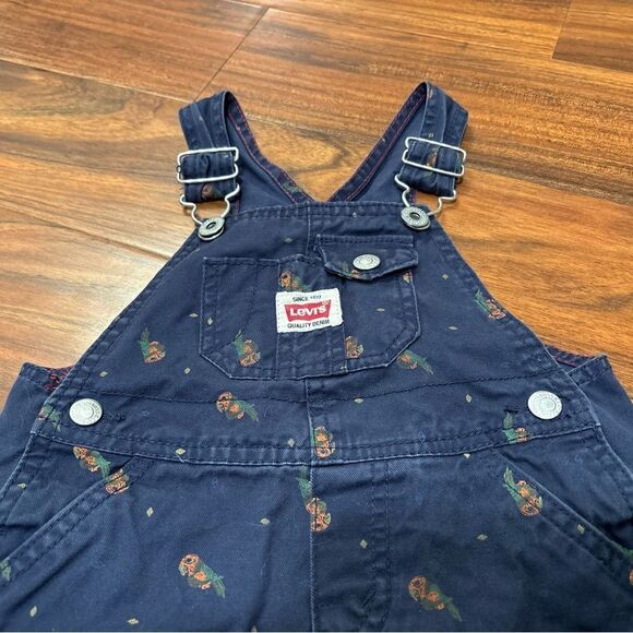 Levi’s navy parrot overall shorts - Picture 4 of 5